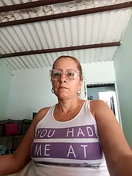 Snapshot of deisy_summers47x chatting on January 2025 03:14:02 PM deisy summers47x online show from January 2025 03:14:02 PM