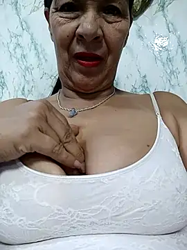 Snapshot of biancchi chatting on July 2026 12:33:02 PM biancchi online show from July 2026 12:33:02 PM