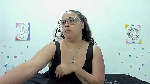Danielaandximena online show from October 2025 11:35:01 PM