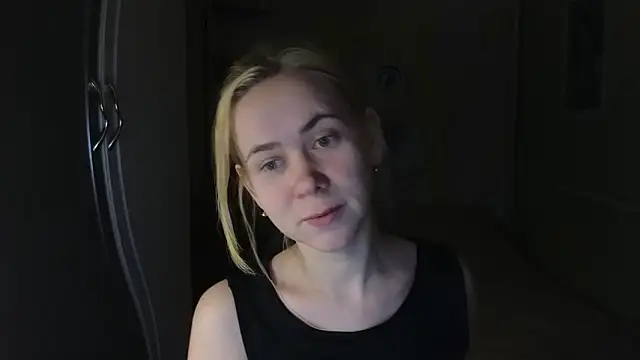 Riley Roo online show from February 2026 05:40:02 PM