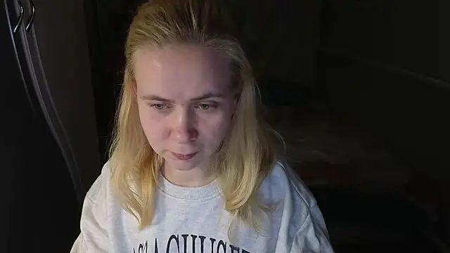 Riley Roo online show from February 2026 05:11:01 PM