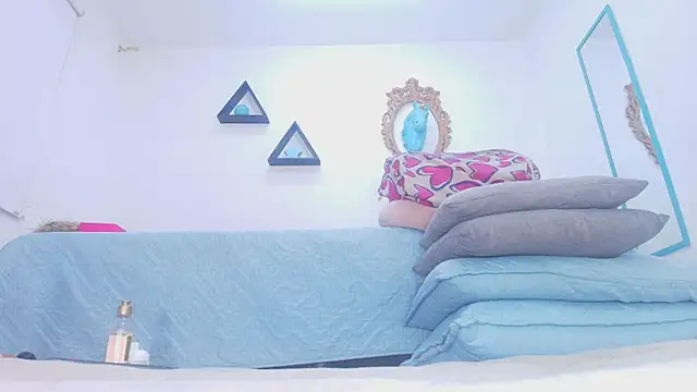 s sweett online show from September 2025 11:54:02 AM