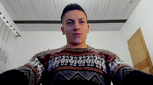 Snapshot of aquiles_51 chatting on December 2024 01:36:01 AM aquiles 51 online show from December 2024 01:36:01 AM