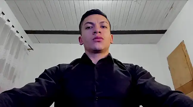 Snapshot of aquiles_51 chatting on December 2024 10:56:01 PM aquiles 51 online show from December 2024 10:56:01 PM