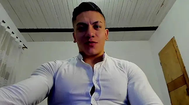 Snapshot of aquiles_51 chatting on January 2025 11:12:01 PM aquiles 51 online show from January 2025 11:12:01 PM