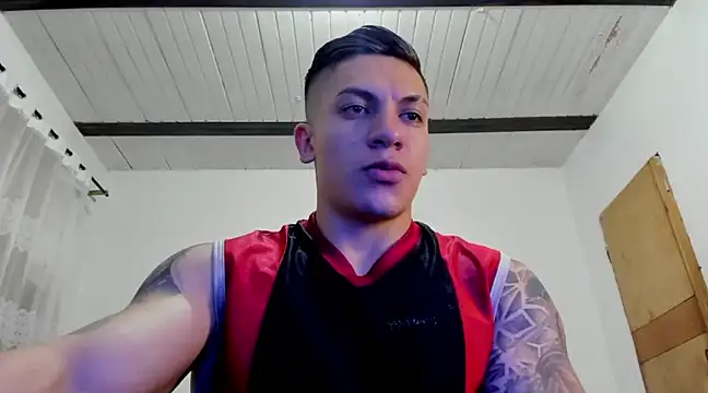 Snapshot of aquiles_51 chatting on January 2025 03:15:01 AM aquiles 51 online show from January 2025 03:15:01 AM