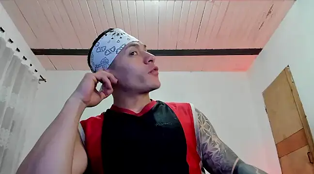 Snapshot of aquiles_51 chatting on March 2025 12:38:02 AM aquiles 51 online show from March 2025 12:38:02 AM