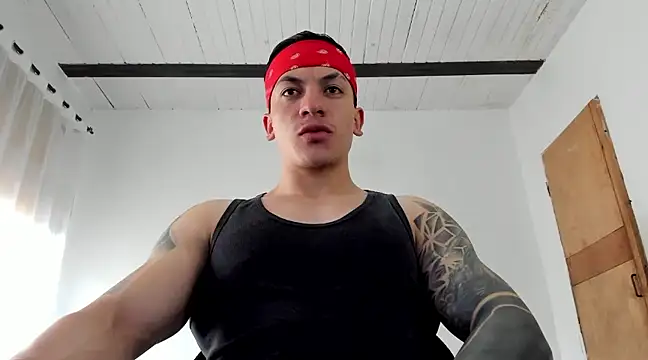 Snapshot of aquiles_51 chatting on March 2025 07:31:01 PM aquiles 51 online show from March 2025 07:31:01 PM