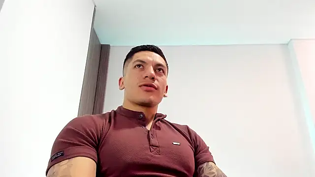 Snapshot of aquiles_51 chatting on May 2026 06:23:02 PM aquiles 51 online show from May 2026 06:23:02 PM