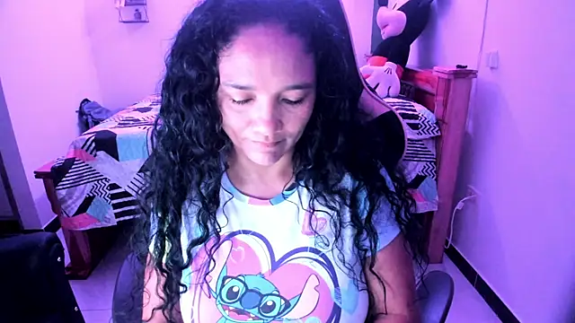 rayza mature 154 online show from November 2025 02:28:02 PM