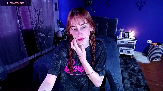 IsaBaileys  online show from November 2025 07:47:01 PM