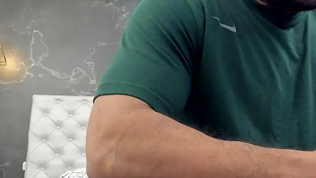 BruceDallas online show from December 2024 03:04:02 AM