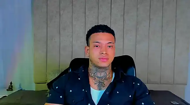 Stiven collins online show from December 2024 03:45:01 AM