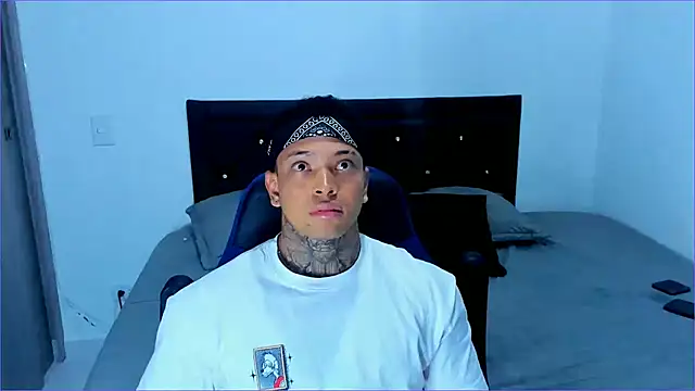 Stiven collins online show from January 2025 05:51:01 AM