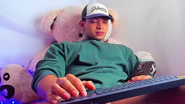 Stiven collins online show from January 2026 08:39:02 AM