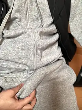 Snapshot of 114514hlove chatting on February 2025 01:23:02 AM 114514hlove online show from February 2025 01:23:02 AM