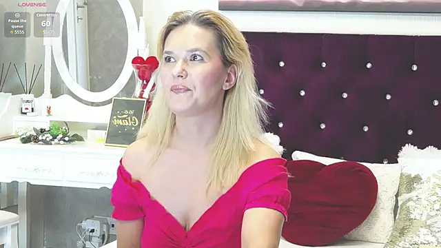 LilyFord online show from June 2026 07:38:02 PM
