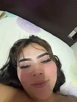 Chloemercury online show from November 2025 07:55:02 AM