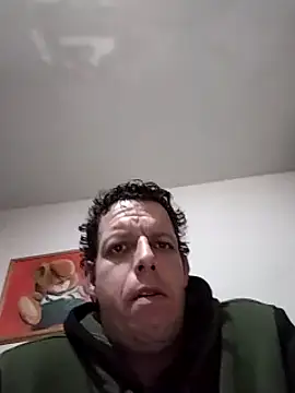 Knuffelstaaf123 online show from December 2024 05:37:01 PM