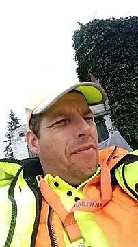 Knuffelstaaf123 online show from September 2025 12:31:02 PM