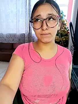 Snapshot of Cute_Penelope chatting on December 2024 02:49:01 PM Cute Penelope online show from December 2024 02:49:01 PM