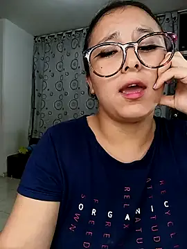 Snapshot of Cute_Penelope chatting on December 2024 12:26:01 AM Cute Penelope online show from December 2024 12:26:01 AM