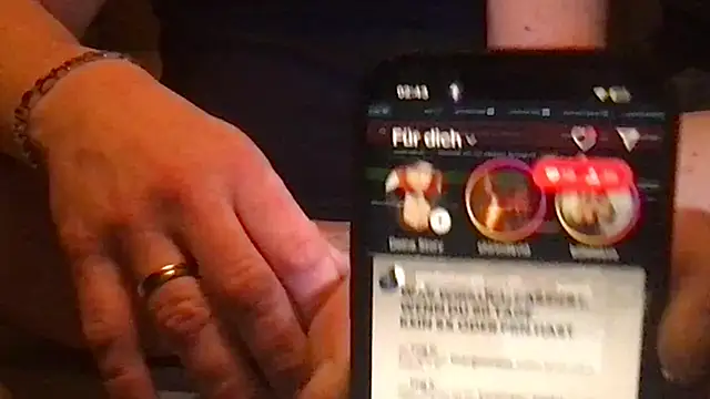 Snapshot of SandraSissy_76 chatting on October 2025 12:44:02 AM SandraSissy 76 online show from October 2025 12:44:02 AM