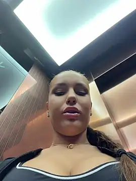 Syka0001 online show from July 2026 12:08:02 PM
