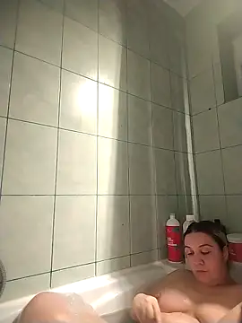 MikySWeet7 online show from October 2025 09:15:01 PM