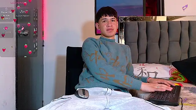 Mr daren  online show from September 2025 04:32:02 PM