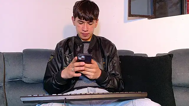 Mr daren  online show from October 2025 04:52:02 PM