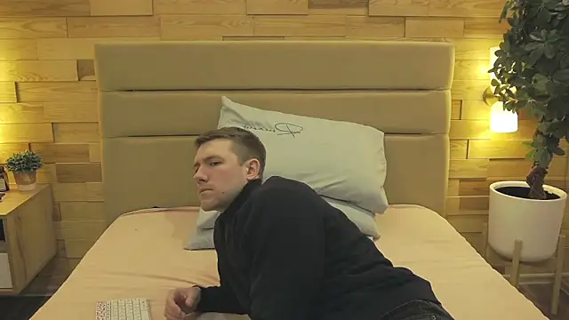 EthanPinkman online show from February 2026 03:51:02 AM