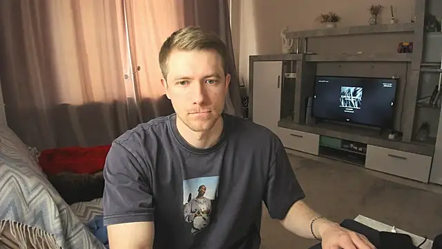 EthanPinkman online show from May 2026 06:43:02 AM