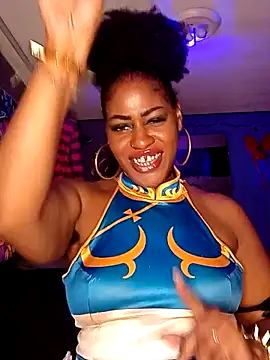 AmazonianMistress online show from October 2025 01:28:01 AM