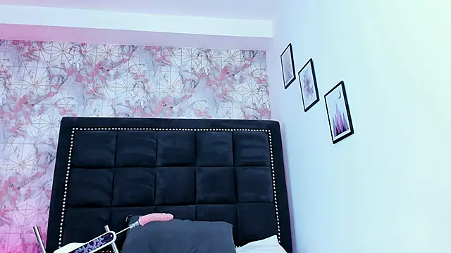 Snapshot of AnyLeonhard chatting on March 2025 11:57:02 PM AnyLeonhard online show from March 2025 11:57:02 PM