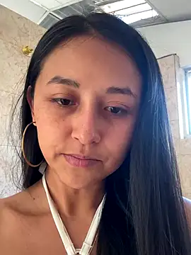 Snapshot of AnyLeonhard chatting on September 2025 12:05:01 PM AnyLeonhard online show from September 2025 12:05:01 PM