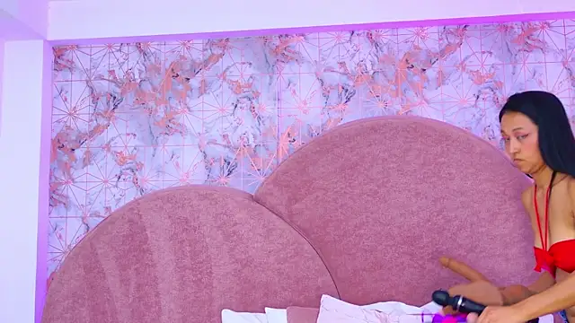 Snapshot of AnyLeonhard chatting on October 2025 07:57:02 PM AnyLeonhard online show from October 2025 07:57:02 PM