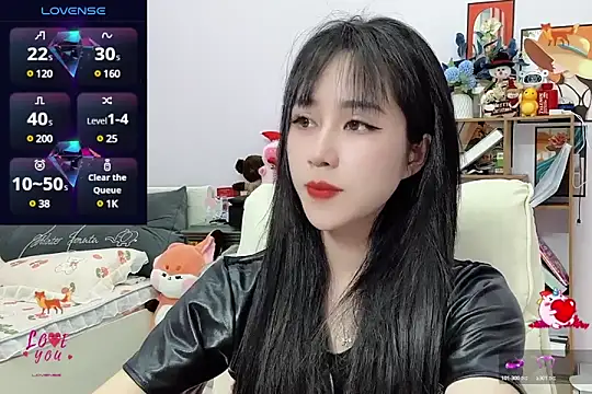  LLisa  online show from December 2024 06:18:02 PM