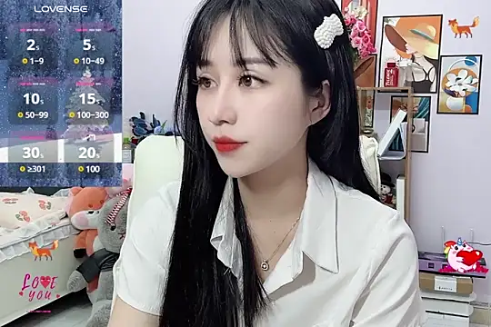  LLisa  online show from February 2025 09:30:02 AM