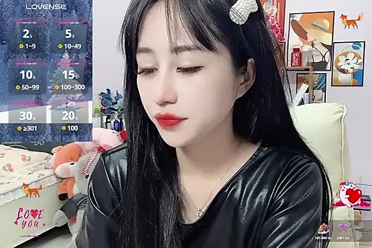  LLisa  online show from February 2025 09:56:01 AM