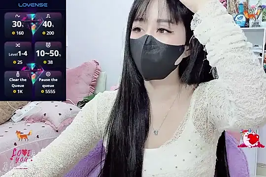  LLisa  online show from January 2026 03:00:01 AM