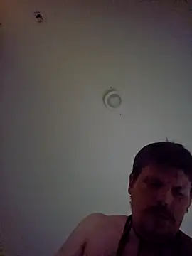 bozzman69 online show from February 2026 05:17:01 AM