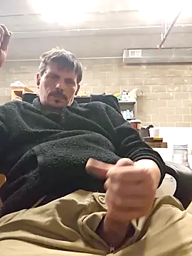 bozzman69 online show from February 2026 06:55:02 PM