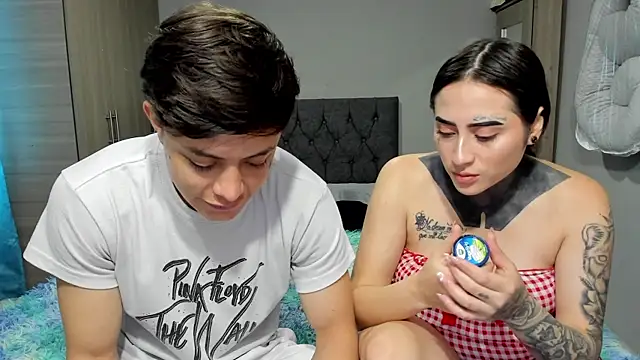 Snapshot of steban_and_kim chatting on March 2025 06:19:02 PM steban and kim online show from March 2025 06:19:02 PM