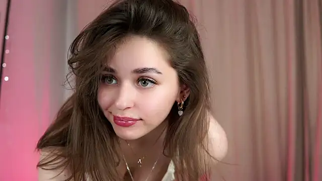 Snapshot of EstherMitchel chatting on January 2025 07:22:01 AM EstherMitchel online show from January 2025 07:22:01 AM