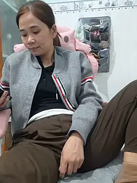 Xaoxang online show from February 2025 12:19:01 AM