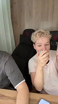 MrMrsRight online show from September 2025 07:46:01 AM