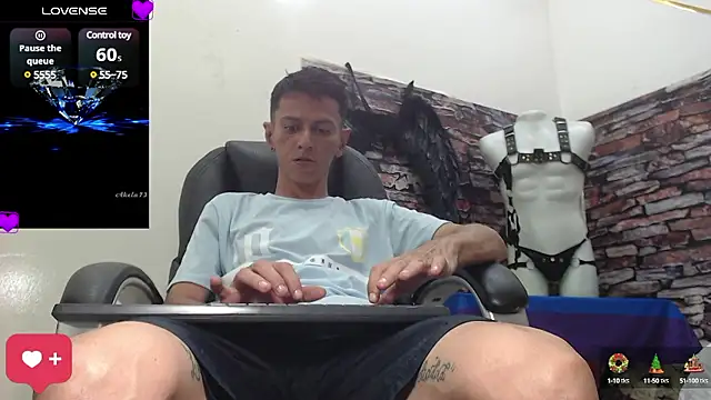 andy dwels777 online show from December 2024 08:04:02 PM