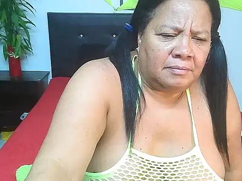 Shanttal0272 online show from June 2026 02:33:01 PM