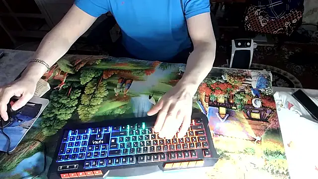 oleg1984 online show from January 2026 06:33:01 PM